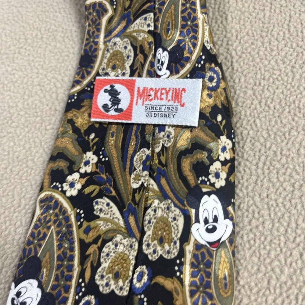 VTG-Disney Mickey Inc- Men's 100% Silk Tie Mickey‎ Floating Head